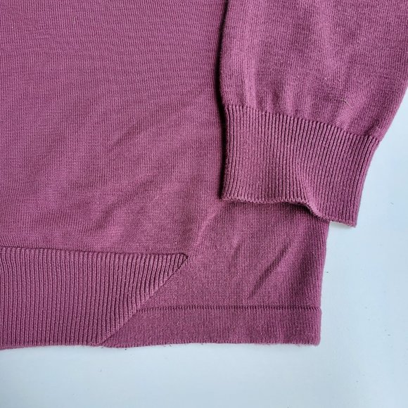 Volcom Corpo Class Collection Purple V-Neck - Picture 5 of 6